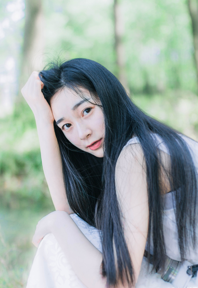 你没拥有的人脉叫我姐妹，你得不到的男人叫我宝贝。